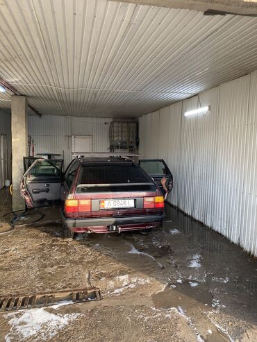 Audi: Audi 100: 1990 г., 1.8 л, Механика, Бензин, Универсал