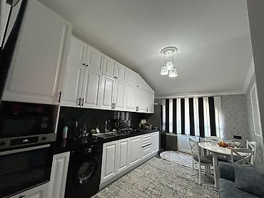 qara qarayev: Qaraçuxur qəs., 2 otaqlı, Yeni tikili, m. Neftçilər, 98 kv. m — 4