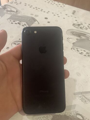 чолпон ата телефон: IPhone 7, Б/у, 128 ГБ, Черный, 100 %