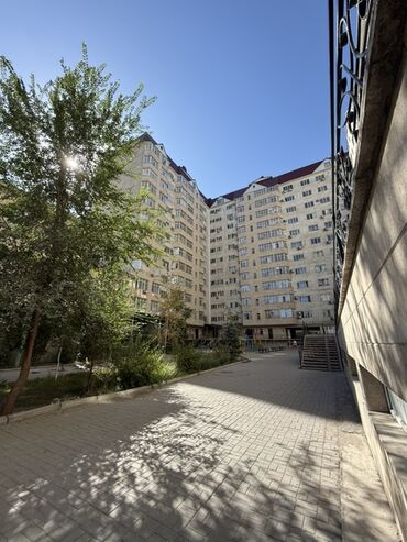 продаю квартиру бишкеккурулуш: 1 бөлмө, Толугу менен эмереги бар