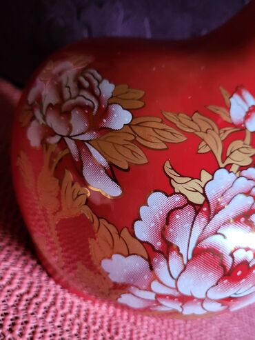 Ostali kućni dekor: Vaza nova iz 40,50ih. jing dezen kineski porcelan zar crvene na lalafo.rs — 16 Ostali kućni dekor: Vaza nova iz 40,50ih. jing dezen kineski porcelan zar crvene — 16