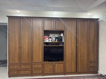 офисный шкаф: Гарнитур для зала, Шкаф, Дерево