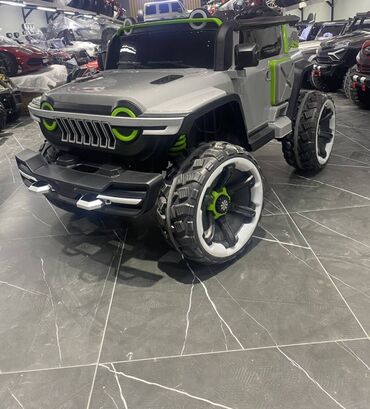 hem sure: Jeep uşaq elektrik avtomobili 6 motor, hər biri 35W, tam ötürücülü