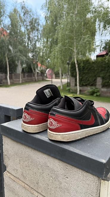 джорданы 13: Кроссовки Nike Air Jordan 1 Low (модель 55) в классической расцветке — 5