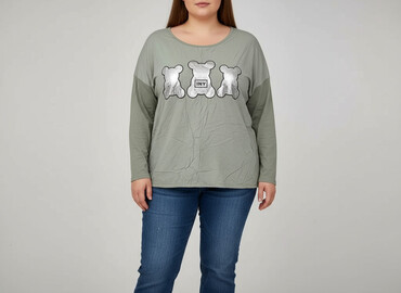 koszula w świnki makłowicz: Women's blouse, size 6XL