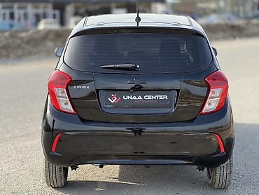 Chevrolet: Chevrolet Spark: 2017 г., 1 л, Автомат, Бензин, Хэтчбэк — 3