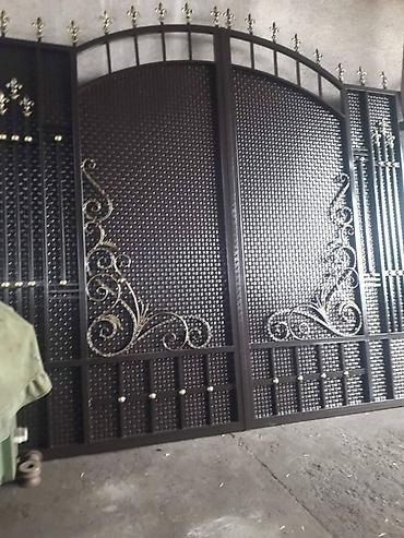 Распашные ворота: Металлические ворота и калитки с жалюзийными и коваными элементами. - — 10