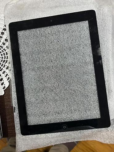 Apple: Apple iPad (bela/ crna maska) sa 30‑pin konektorom za punjenje. - — 3