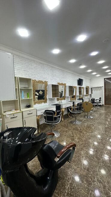 Digər kommersiya daşınmaz əmlakı: Salam 70 kv ayri tikili olan Gözellik salonu icareye verilir. 8 ci -da lalafo.az — 6 Digər kommersiya daşınmaz əmlakı: Salam 70 kv ayri tikili olan Gözellik salonu icareye verilir. 8 ci — 6