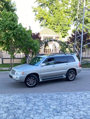 Toyota: Toyota Highlander: 2003 г., 3 л, Автомат, Бензин, Внедорожник