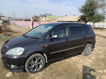 Toyota: Toyota Ipsum: 2002 г., 2.4 л, Автомат, Газ, Минивэн