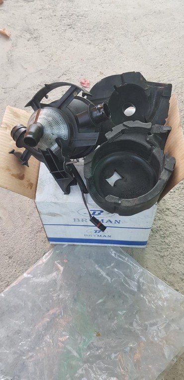 Продаю ( КВКГ ) Маслоотделитель системы вентиляции картера BMW E90 E60