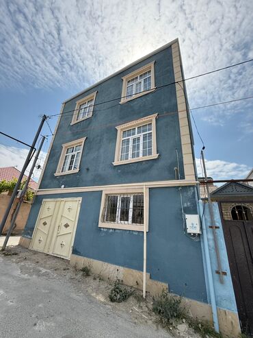 Həyət evləri və villaların satışı: 5 otaqlı, 200 kv. m, Yeni təmirli