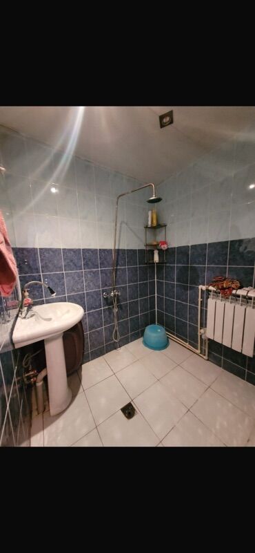 Uzunmüddətli kirayə mənzillər: Abbas Səhhət Türk Liseyinin yaxınlığında 2 otaqlı təmirli mənzil — 10