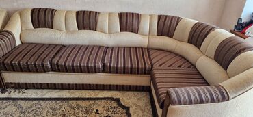 угловой диван кресла: Угловой диван, цвет - Бежевый, Б/у