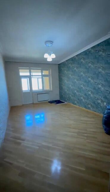 Uzunmüddətli kirayə mənzillər: Şəhər mənzili – klassik üslubda geniş və işıqlı - Plan: geniş zal — 3