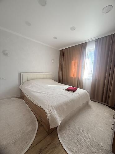 ош госница: 3 комнаты, 76 м², 6 соток, Чолпон-Ата — 1