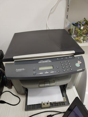 Printerlər: Printer kserekobiya çox dözümlü printerdir katiricinde teze