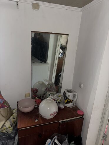 свидетельство о регистрации: Отдам даром. Старое зеркало кому нужно. Приезжайте забирайте. Район