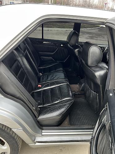 Mercedes-Benz: Mercedes-Benz E-Class: 1995 г., Автомат, Бензин — 7