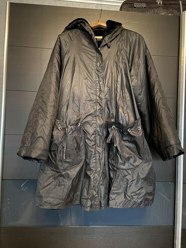 Куртки: Женская куртка S, 3XL, цвет - Черный
