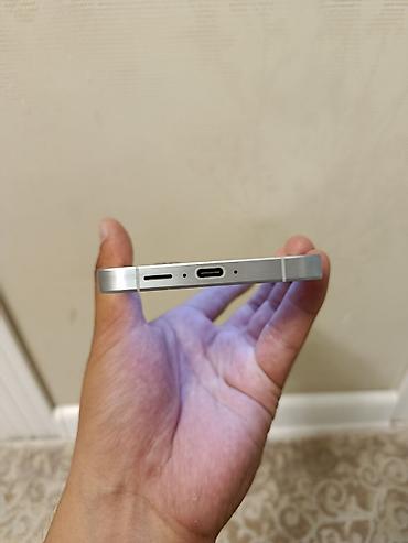 a 23: Samsung Galaxy А 55(белый) - Экран 6.1", AMOLED, тонкие рамки — 2