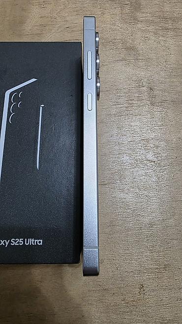 Мобильные телефоны: Samsung Galaxy S25 Ultra, Б/у, 256 ГБ, 1 SIM, eSIM — 6