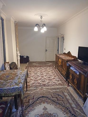 Mənzillər: Mənzilin yerləşdiyi bina haqqında məlumat Tikildiyi il 1986 — 1