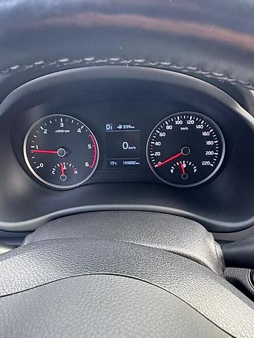 ravon nexia: Kia Stonic: 2018 г., 1.6 л, Робот, Бензин, Кроссовер — 5