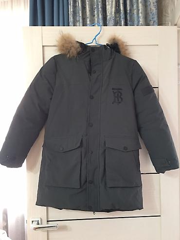 Верхняя одежда: Куртка детская, яркая с надписями. На возраст 8-9 лет, на рост at lalafo.kg — 9 Верхняя одежда: Куртка детская, яркая с надписями. На возраст 8-9 лет, на рост — 9