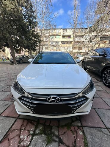 arenda masin taksi: Günlük, Toyota, Depozitlə, Qalmamaq şərti ilə
