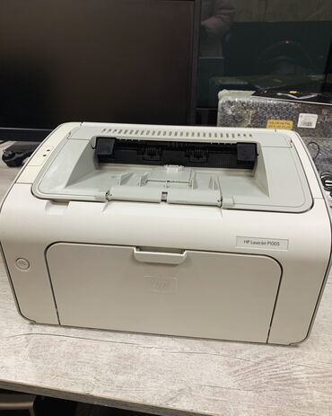 принтер hp deskjet 1380: Принтер черно-белый отличное состояние, новый картридж, цена 7000 сом