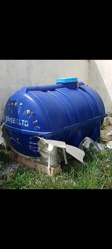 Baklar və çənlər: Plastik çən – 2 ton - Həcm: 2000 litr (2 ton) - Material: qalın — 1