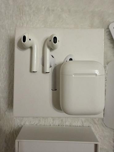 black: Беспроводные наушники-вкладыши, Apple, Airpods 2, Б/у — 6