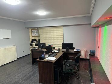 Digər kommersiya daşınmaz əmlakı: Xətai metrosu Ali məhkəmənin arxasında 12 mərtəbəli binanın 1 ci -da lalafo.az — 9 Digər kommersiya daşınmaz əmlakı: Xətai metrosu Ali məhkəmənin arxasında 12 mərtəbəli binanın 1 ci — 9