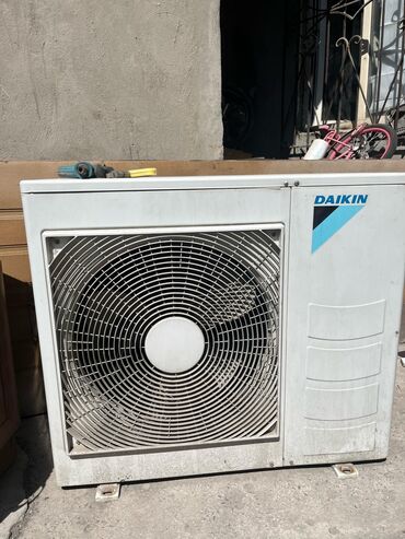 купить внутренний блок кондиционера: Кондиционер Daikin Потолоктук, Инвертордук, Муздатуу, Жылытуу, Желдетүү
