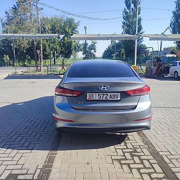 getz 2: Hyundai Elantra: 2018 г., 2 л, Автомат, Бензин, Седан — 5