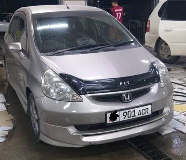 Honda: Honda Fit: 2003 г., 1.3 л, Вариатор, Бензин