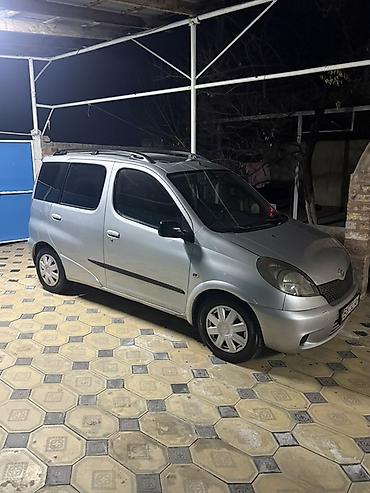 Toyota: Toyota Yaris Verso: 2003 г., 1.5 л, Автомат, Бензин, Минивэн — 2