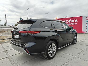 Toyota: Toyota Highlander: 2022 г., 2 л, Типтроник, Бензин, Внедорожник — 4