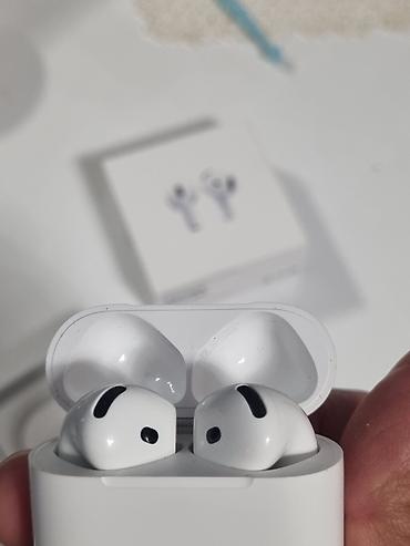 elektron gitara per page 40: Apple Airpods 5 ANC 👍🏽Sıfır kimidir. 3 gün istifadə olunub. Apple — 4