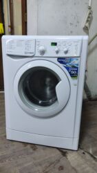 для стиральных машин: Стиральная машина Indesit, Б/у, Автомат, До 6 кг