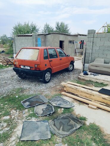 меняю дом на авто: Fiat Uno: 1987 г., Хетчбек