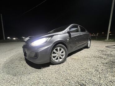 Hyundai: Hyundai Solaris: 2011 г., 1.6 л, Автомат, Бензин, Седан