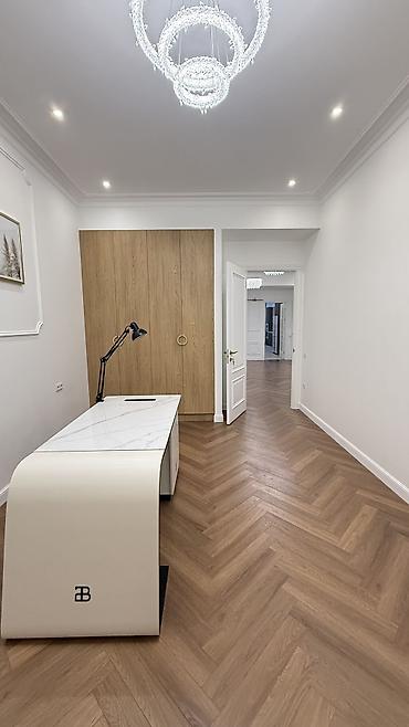 Продажа квартир: 4 комнаты, 175 м², 5 этаж — 12