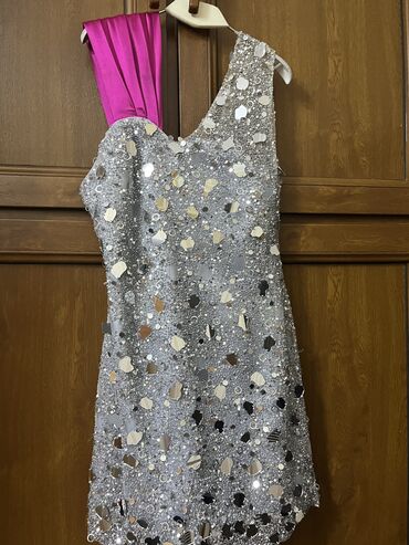 зарядка mini usb: Вечернее платье, Мини, L (EU 40)