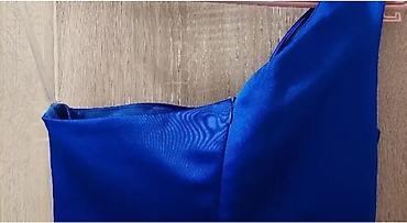 Haljine: Elegantna haljina u plavoj boji. Velicina S, EU (36). Obucena samo — 7