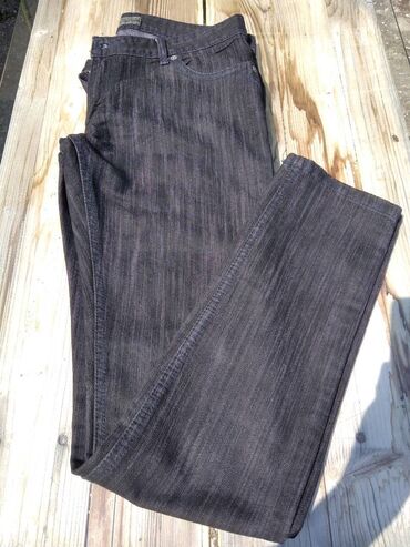 zelene zenske pantalone: Farmerice br.33 u skoro novom stanju