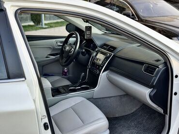 Toyota: Toyota Camry: 2017 г., 2.5 л, Вариатор, Гибрид, Седан at lalafo.kg — 8 Toyota: Toyota Camry: 2017 г., 2.5 л, Вариатор, Гибрид, Седан — 8