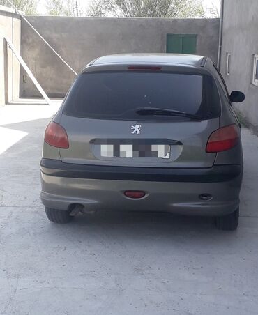 peugeot azerbaijan: Peugeot 206: 1.6 l | 2006 il | 282828 km Hetçbek